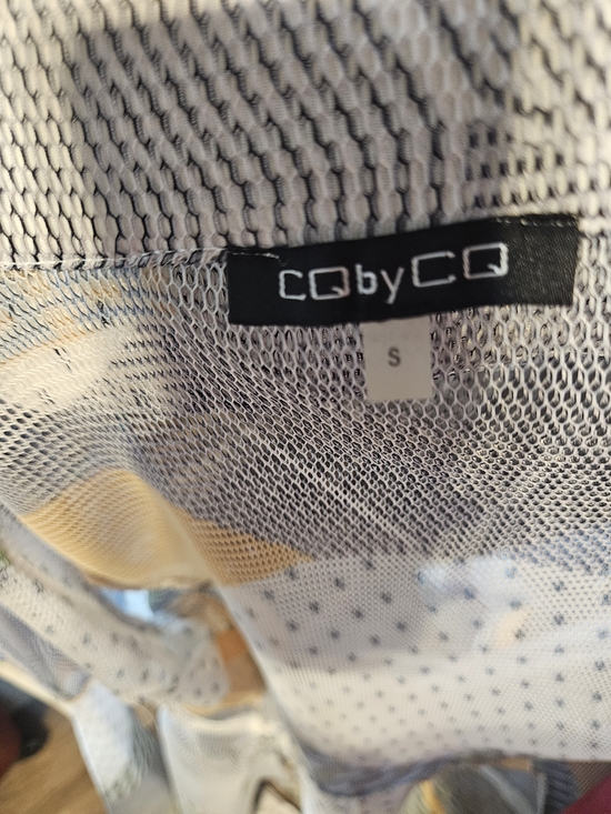 Lightweight Patterned Women's Duster Jacket - Yellow Accent - Picture 6 of 6